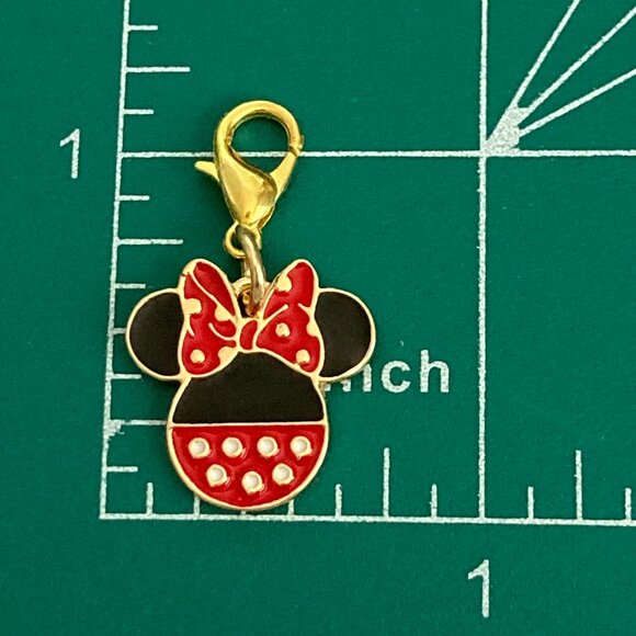 Disney Minnie Mouse Clip On Charm Red Bow Dots Enamel Zipper Pull Purse GoldTone - Picture 6 of 7